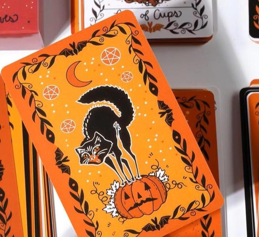 005 - Happy Halloween Tarot